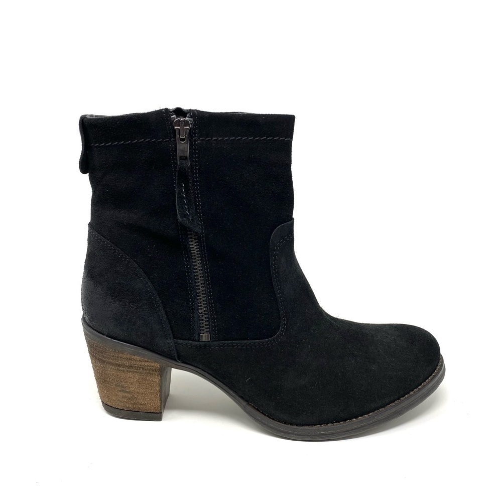 Taos Shaka Black Suede Ankle Boots